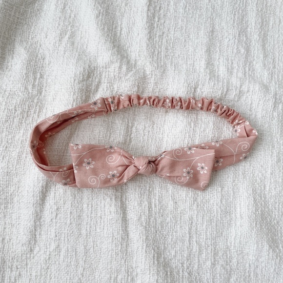 Accessories - Pink floral headband